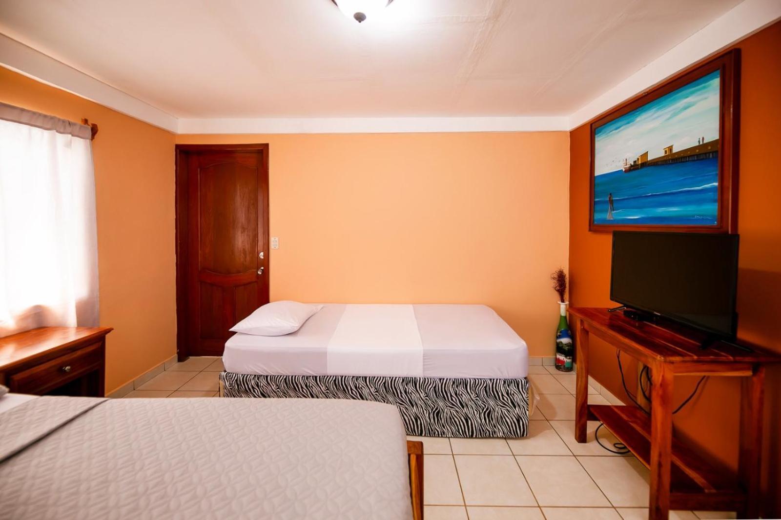 Hotel BAHÍA Tela Exterior foto